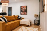 Modern City-Centre Home | Sleeps 12 | Free Parking - Chambres d'hôtes Manchester