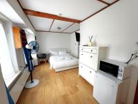 HausHarder Rooms - B&B Gommiswald