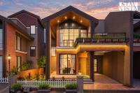 StayVista at Cliffside Haven With Pool, Terrace - B&B Lonavla