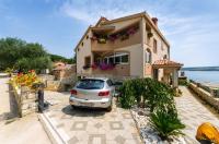 Sobe Gora - Bed and Breakfast Posedarje