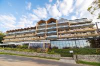 Air-conditioned Studio with a Balcony and a Swimming Pool by Noclegi Renters - Chambres d'hôtes Szklarska Poręba