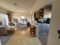 Private spacious studio in Kommetjie close to the beach - B&B Kommetjie