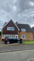 Private ensuite with free parking near Russells hall hospital, Dudley - Chambres d'hôtes Woodside