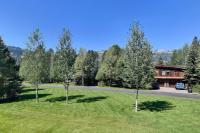 Gorgeous Jackson Hole Condo in Top location with Great Views and Private Deck with Barbeque! - Chambres d'hôtes Wilson