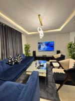 Goldcrest Heights - Luxurious 2 Bedroom Apartment in Lahore - B&B Lahore