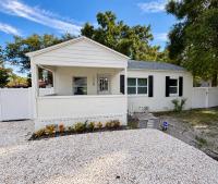 Cozy City Cottage - Bed and Breakfast Tampa