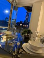 Oxford rd skyline 2BR city centre retreat - Apartment - Ferienwohnung Manchester