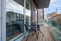 Wembley 3 Bed City Views 10 Sleeps Fixed Workspace - B&B London