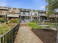 Petworth 2-BR Retreat Sherman Circle Park - B&B Washington D.C.