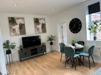 Saddlers Rest by StayNest - Bed and Breakfast Walsall