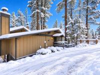 Moonridge Manor - Very lovely cabin in a quiet neighborhood with an amazing hot tub! - Chambres d'hôtes Big Bear Lake