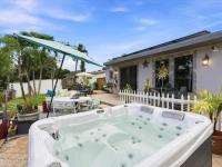 Luxury Waterfront Villa, With Private Hot Tub, Beachs, Aventura Mall Casinos, Restaruants - Ferienwohnung Hallandale Beach