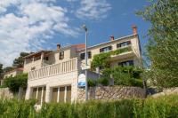 Apartment by the sea Fanita - B&B