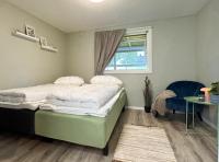Luxury Rooms on a Budget with a Secret Aurora Spot - B&B Leknes