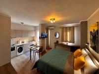 NITSE - Nietzsche - B&B Préveza