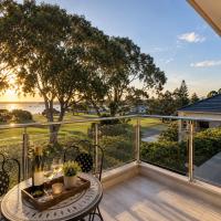 Relaxed Coastal Retreat Walk to Beach - B&B Mandurah