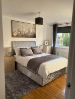 Modern 3-Bed Home Sleeps 6 Garden Parking - Chambres d'hôtes Seaham