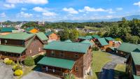Family Friendly Cabin Sleeps 4 Pool Table - B&B Pigeon Forge