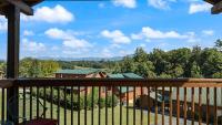 Family Friendly Cabin Sleeps 4 Pool Table - B&B Pigeon Forge