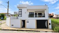 Casa Nova I Vista para Montanha I 5 min do centro - Chambres d'hôtes São Lourenço