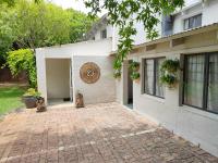 Hornbill House Self Catering Accommodation - Bed and Breakfast Hermanus