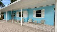 Rare Find Walk to Downtown 1mi to Lake Game Room - B&B Inverness