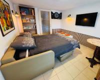 Familiale woning 8p met zonnige tuin en parking, vlakbij strand en centrum - Chambres d'hôtes Blankenberge