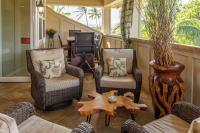 C300 Custom 4 bedroom Ocean View Penthouse - B&B Koloa