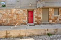 Boutique Apartment in 1905 Victorian Home - Plaza - Westport - Bed and Breakfast Kansas City