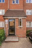 Beautiful Peaceful Studio Flat - Bed and Breakfast Waltham Abbey