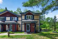 NEW! Bright Golf Getaway Fireplace & Pools - B&B Mont-Tremblant