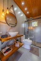 Cabana Romântica na Serra com Hidro, Lareira, Lagos e Trilhas - B&B Bom Retiro