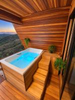 Chalé Monte Verde, refúgio romântico com jacuzzi - B&B Papuda