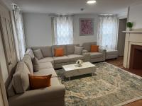 3 bedrooms apartment Near Malls Hospital Salem - B&B Danvers