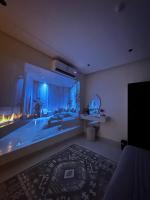 استوديو بسرير ماستر بعرض سينمائي بجوار مول الشبيلي 1 - Chambres d'hôtes Khobar
