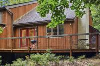 New Lake & Ski Retreat near Big Boulder in Lake Harmony - Chambres d'hôtes Lake Harmony