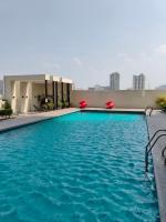 Modern Studio Near IT Park with Pool & Fast WiFi - The Median - Chambres d'hôtes Cebu