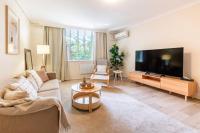 The Rockley Sunlit Urban Apartment in South Yarra - Bed and Breakfast Melbourne