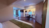 The Wood House - B&B Empangeni
