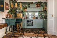 The Wellington - style, charm and sea views, close to town and beach - B&B Ramsgate
