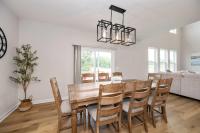 5BR & 4 Baths, Near Ark, Sleeps 12 - B&B Walton