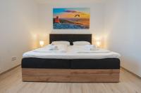 MaMa-Apartments - Haus Martina im Herzen der Rhön - 3 einzelbuchbare moderne Wohnungen für 2-8 Personen, Terrasse, Balkon, Garten, Ski und E-Bike Keller, Lounge, freies Wlan, familienfreundlich - Chambres d'hôtes Poppenhausen