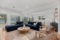 Modern Lake House on Lake Muskoday - Bed and Breakfast Roscoe