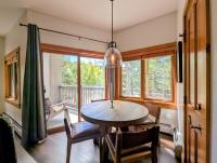 Expedition Station 8561 by SummitCove Lodging in Colorado - B&B Keystone