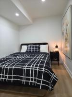Stylish Studio Suite - B&B Brampton
