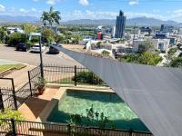 Spectacular Nightlights in this 3Bed 2Bath Apartme - B&B Townsville