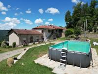 La Cuccia del Sole Panoramische appartementen met zwembad - B&B Cortemilia