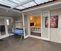 Spacious 3BR Entire Home, Free Parking Sleeps 6 - B&B Tauranga