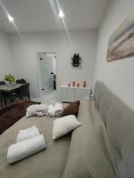 Dana - B&B Carini
