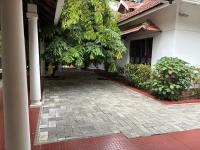 The Retreat Homestay in 5 acre fruit farm near Cochin Airport - B&B Angamāli